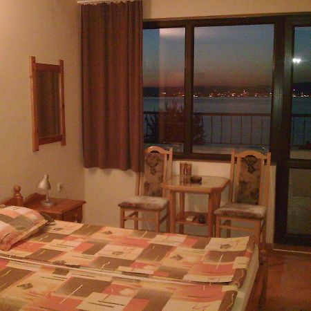 Guest House Tony Nesebar Ngoại thất bức ảnh